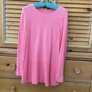 Peachy! Fine gauge knitted sweater tunic, button accented split cuffs, salmon, L